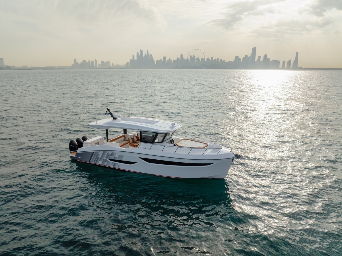 Oryx-37-FX_Profile-4